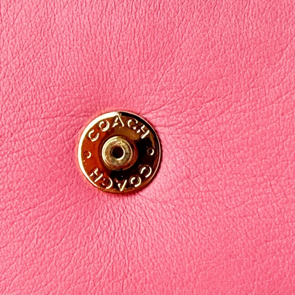 NWT Coach Punch Pink Leather Wristlet - Picture 12 of 15